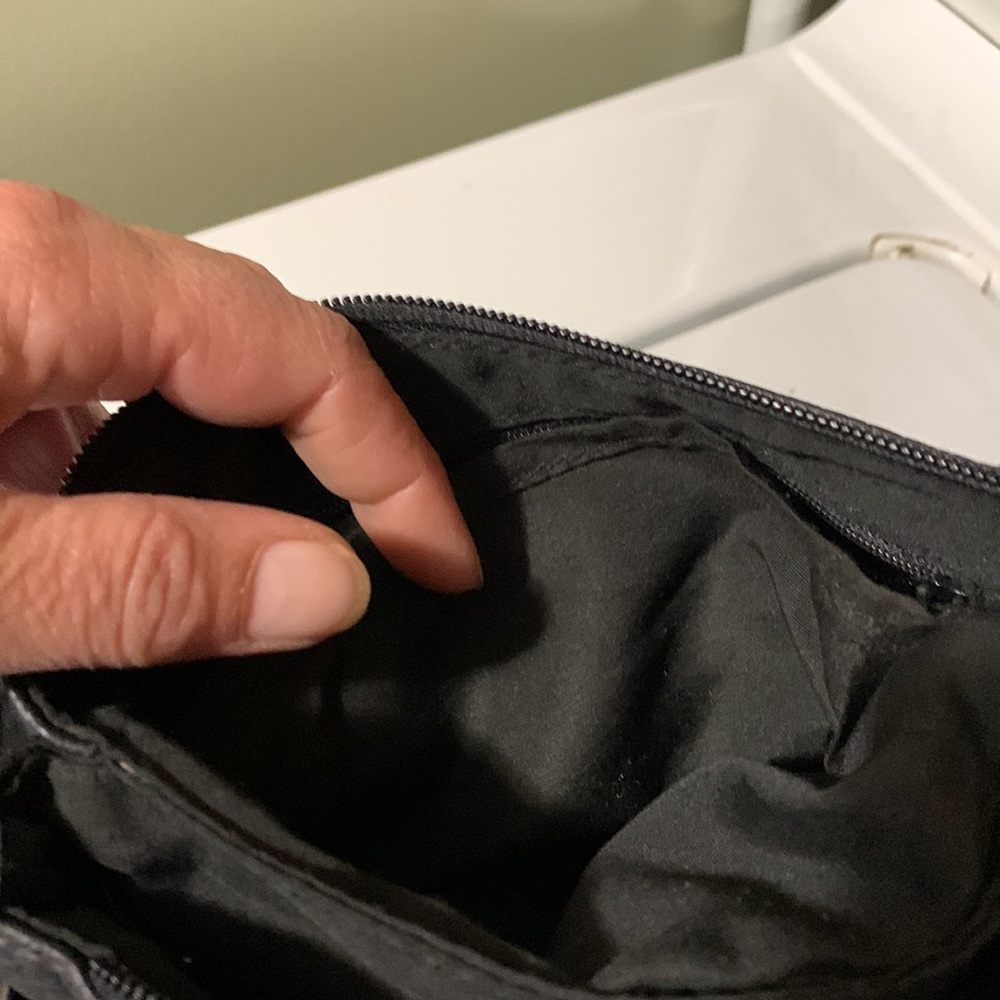 Rossetti Black Crossbody - Picture 7 of 10
